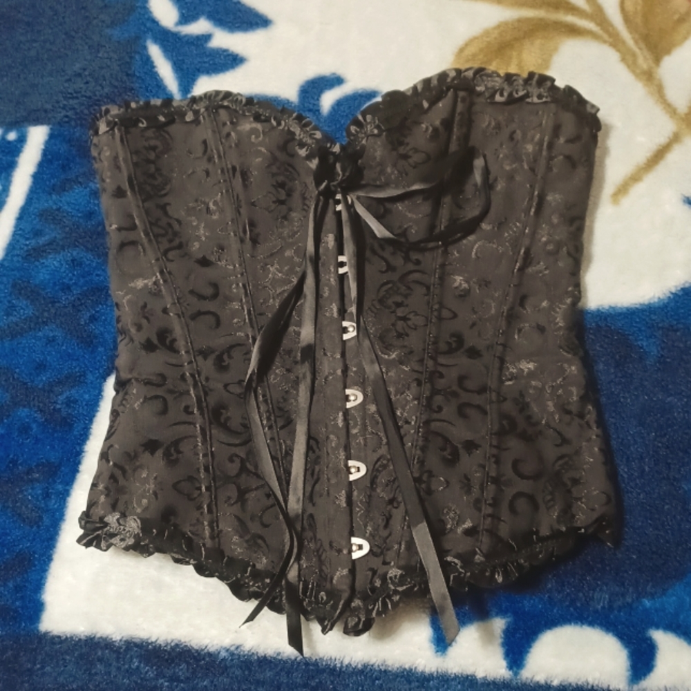 Medium Black Corset With Designs